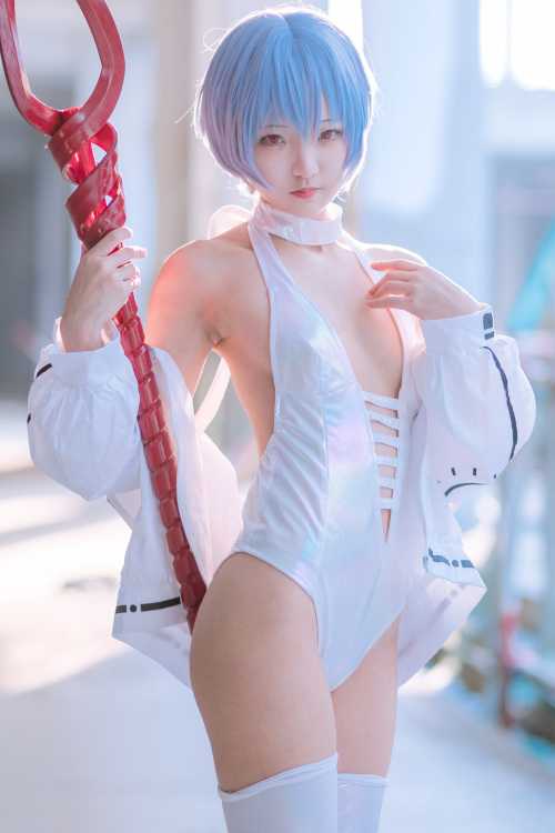 Cosplay 绿茄子nasubi EVA超话ASS绫波丽