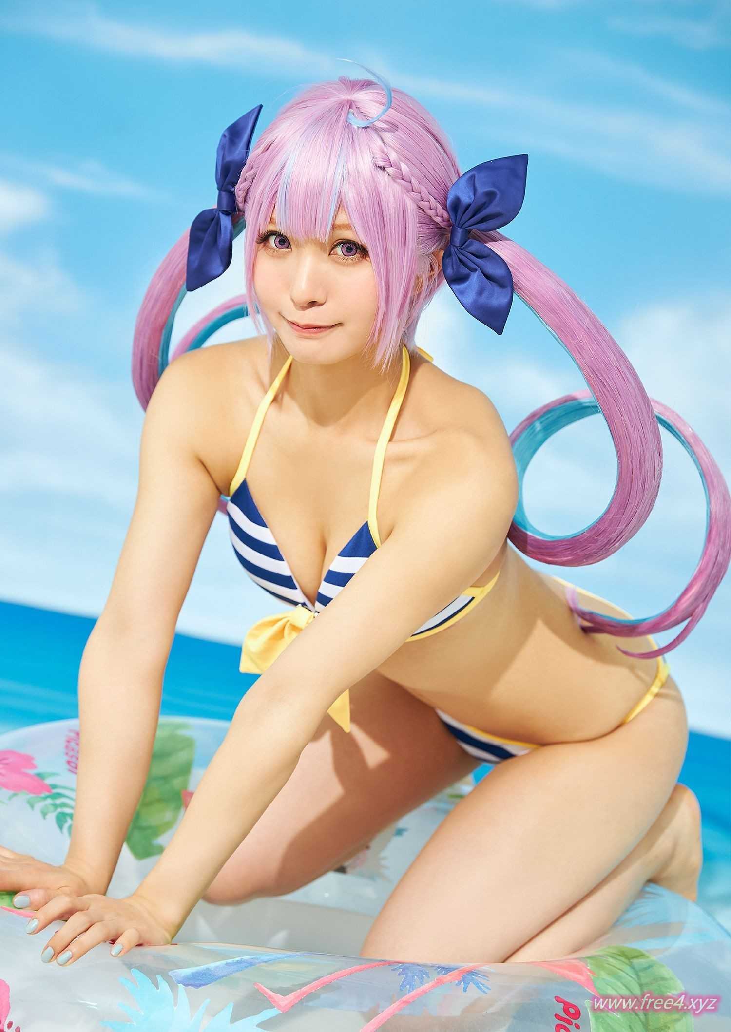 42811