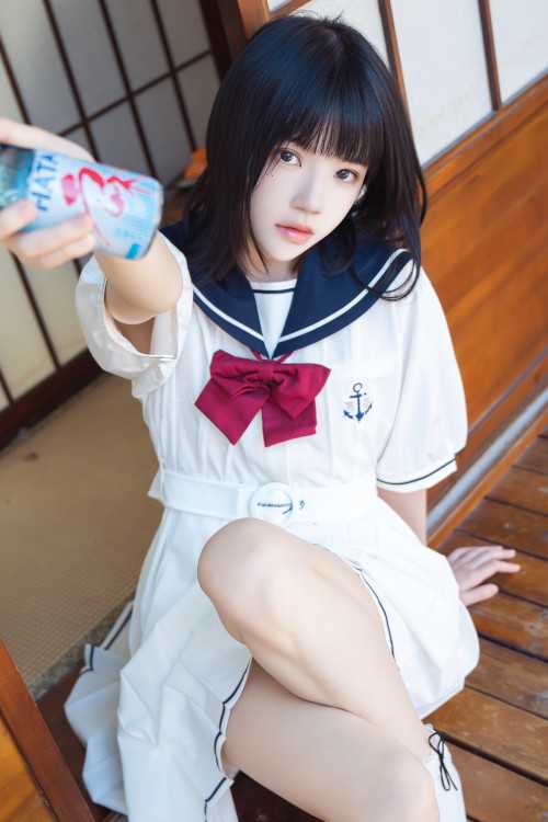 Cosplay 桜桃喵 盛夏制服