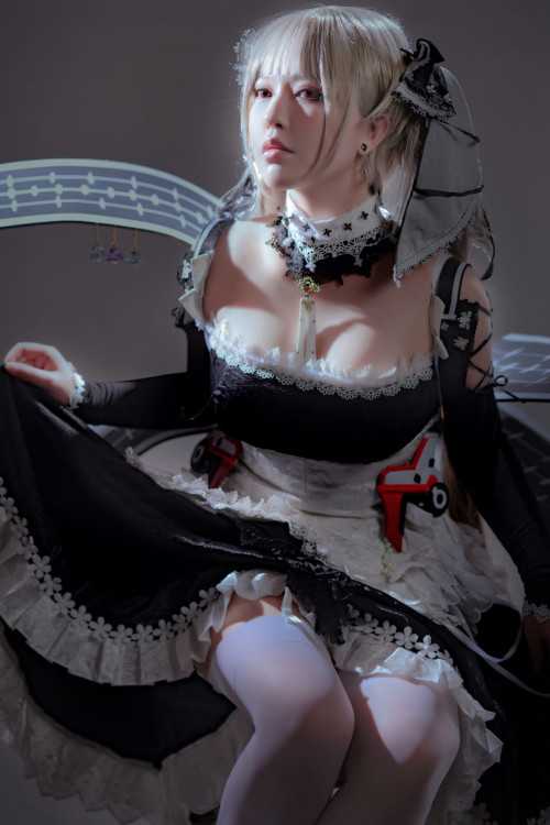 Cosplay 半半子Banbanko 可畏