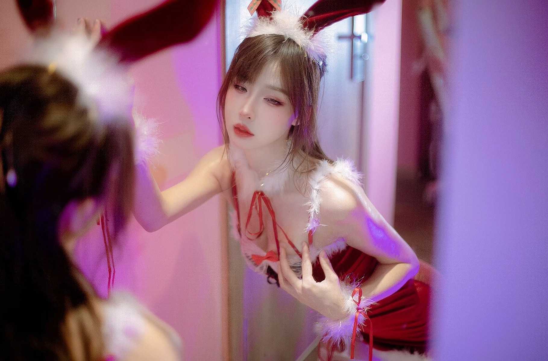 20601
