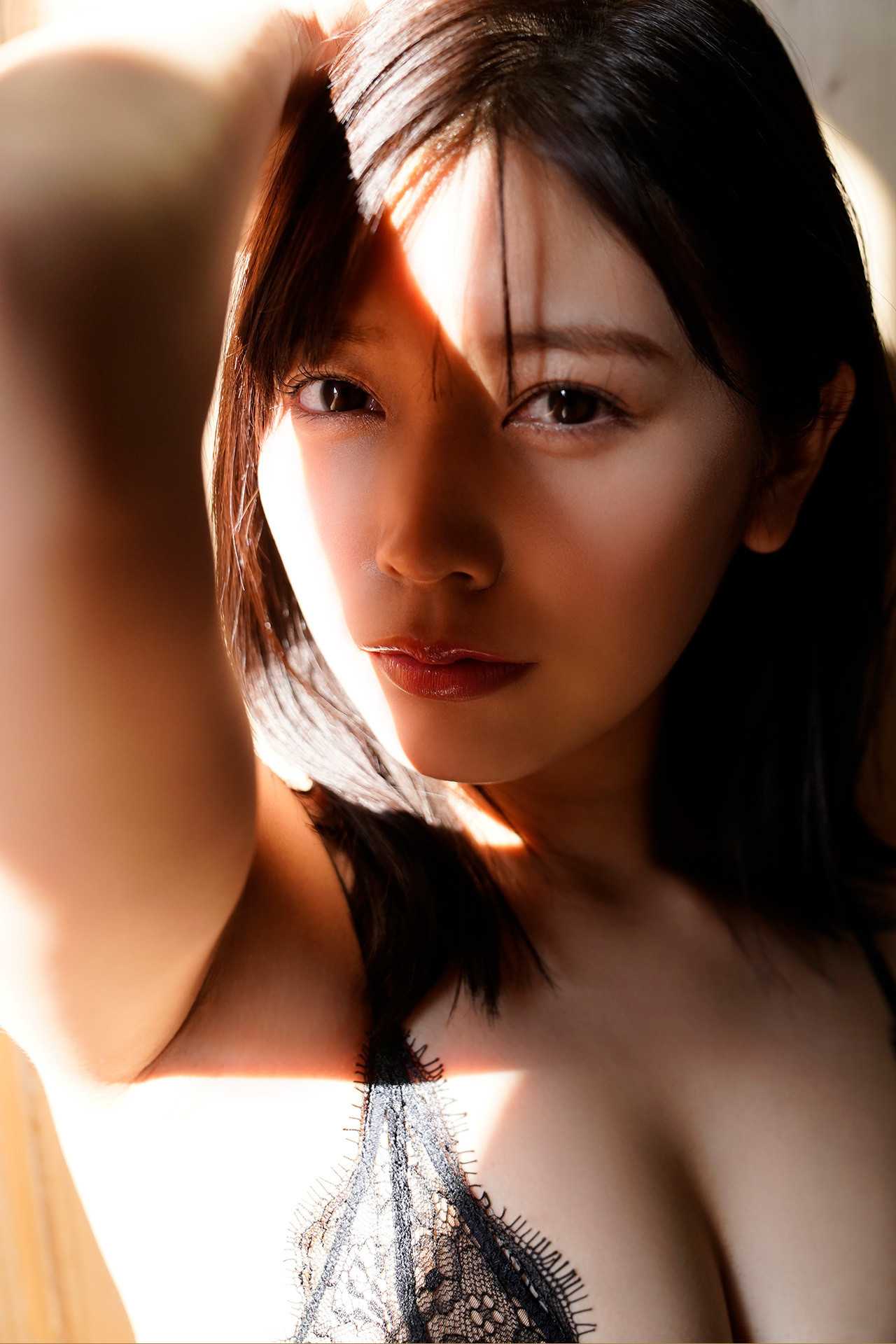 18112