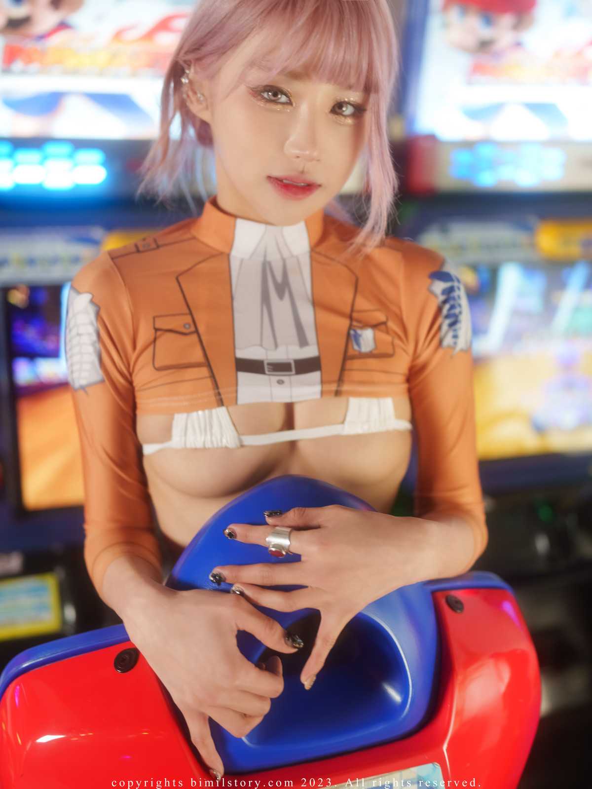 43684