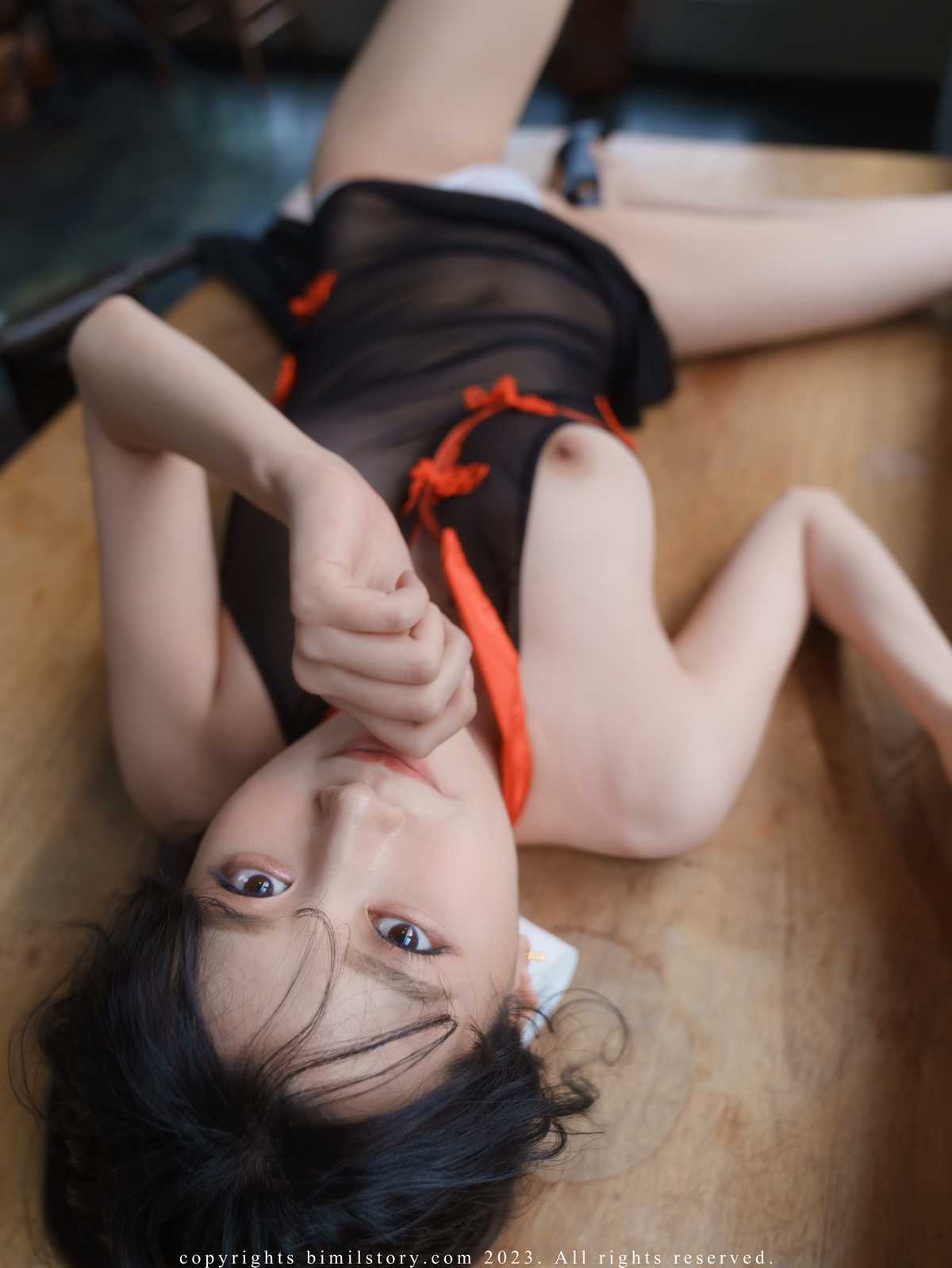 49878