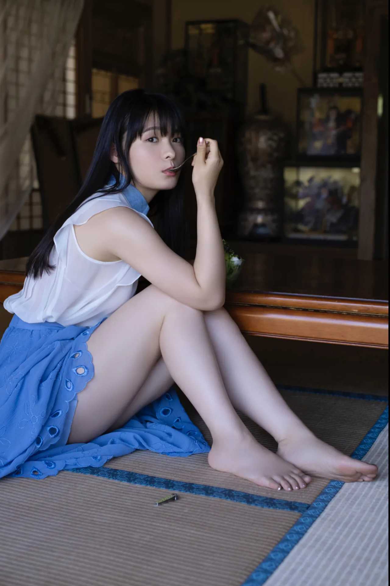 24904
