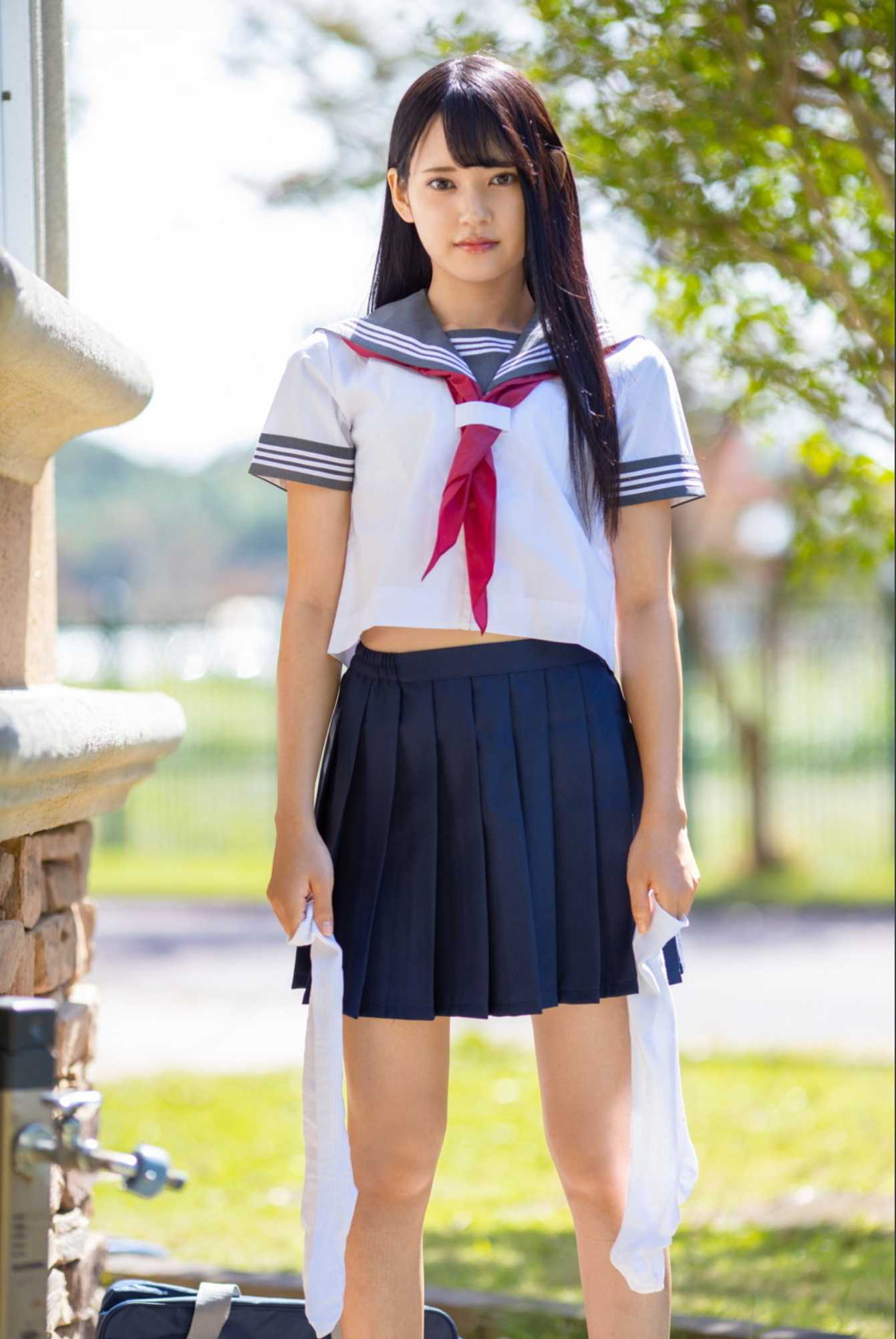 30077