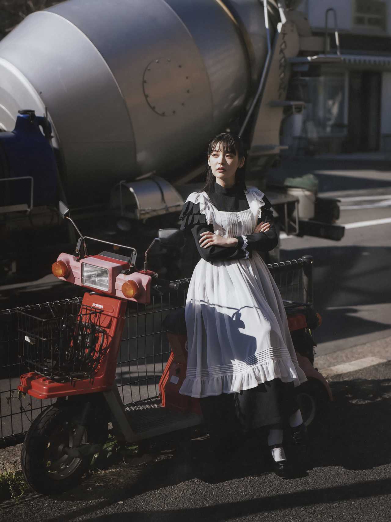 38465