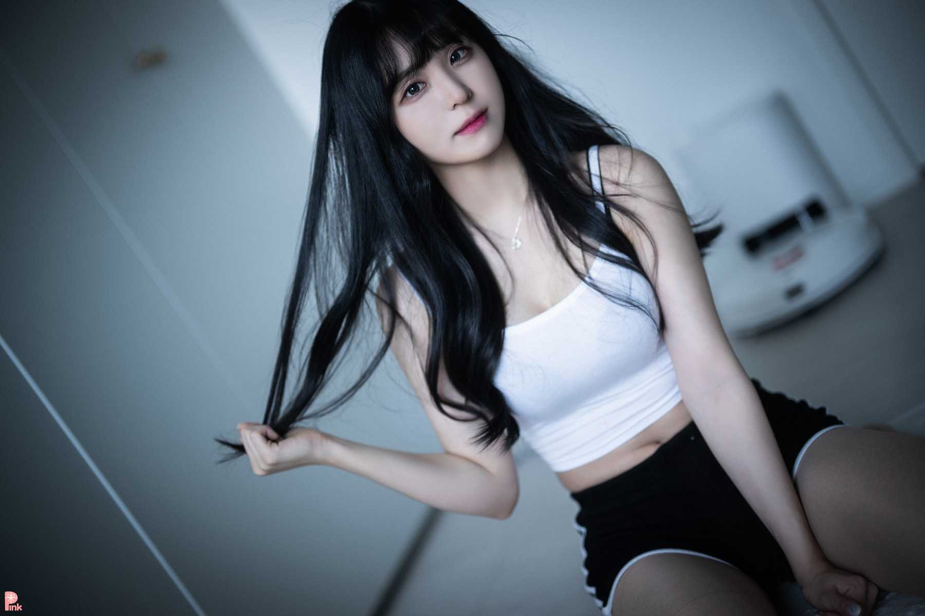 52237