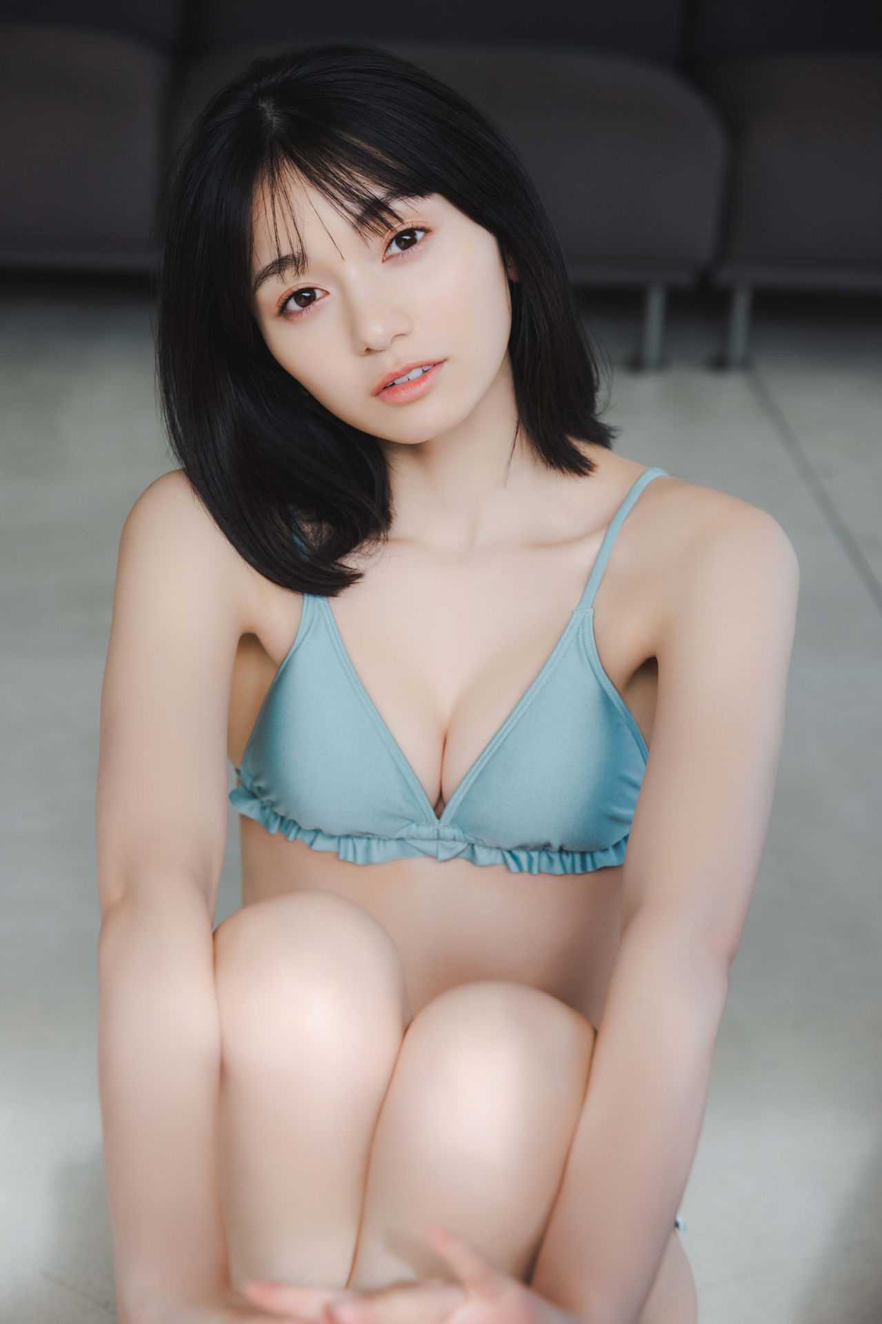 29370