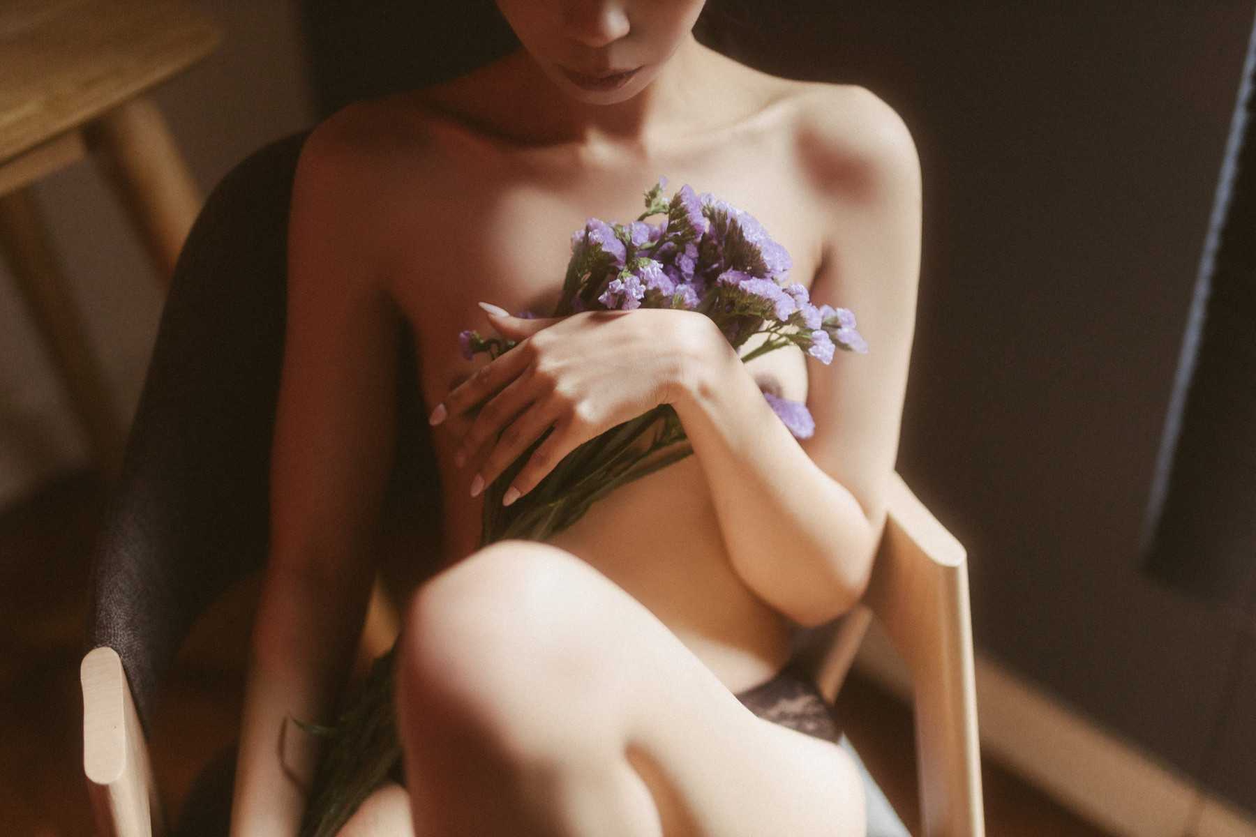 40977