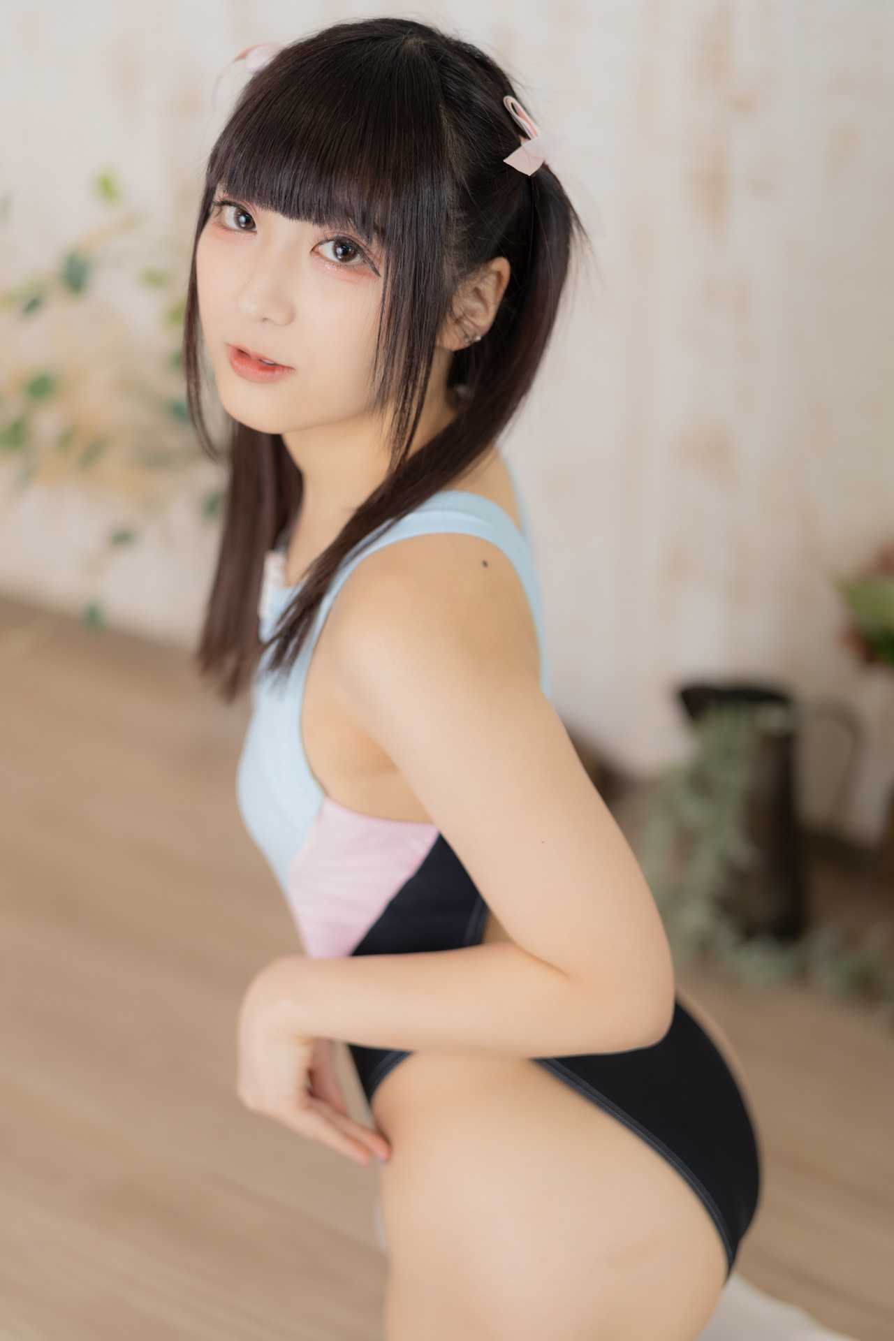 25013