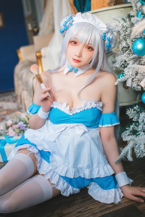 Cosplay 瓜希酱 碧蓝航线 小天鹅女仆