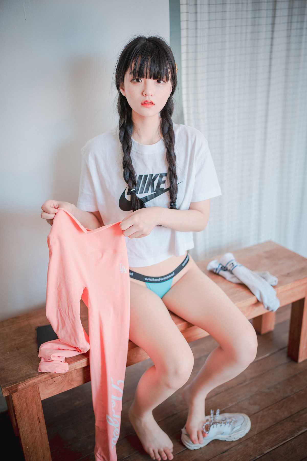 126298