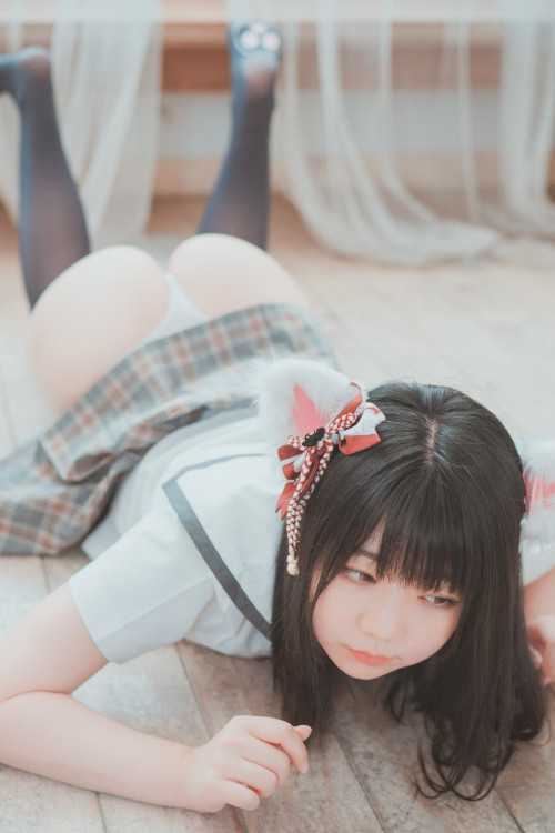 Pian 피안화, DJAWA &#8216;Cat girl does not take classes&#8217;